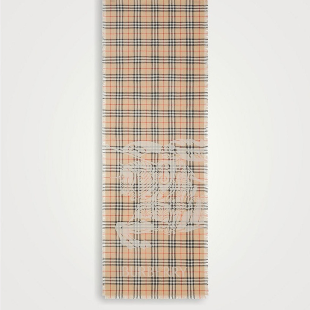 Burberry Beige and Black Check Wool Scarf with Logo Tag new with tags - Picture 6 of 9